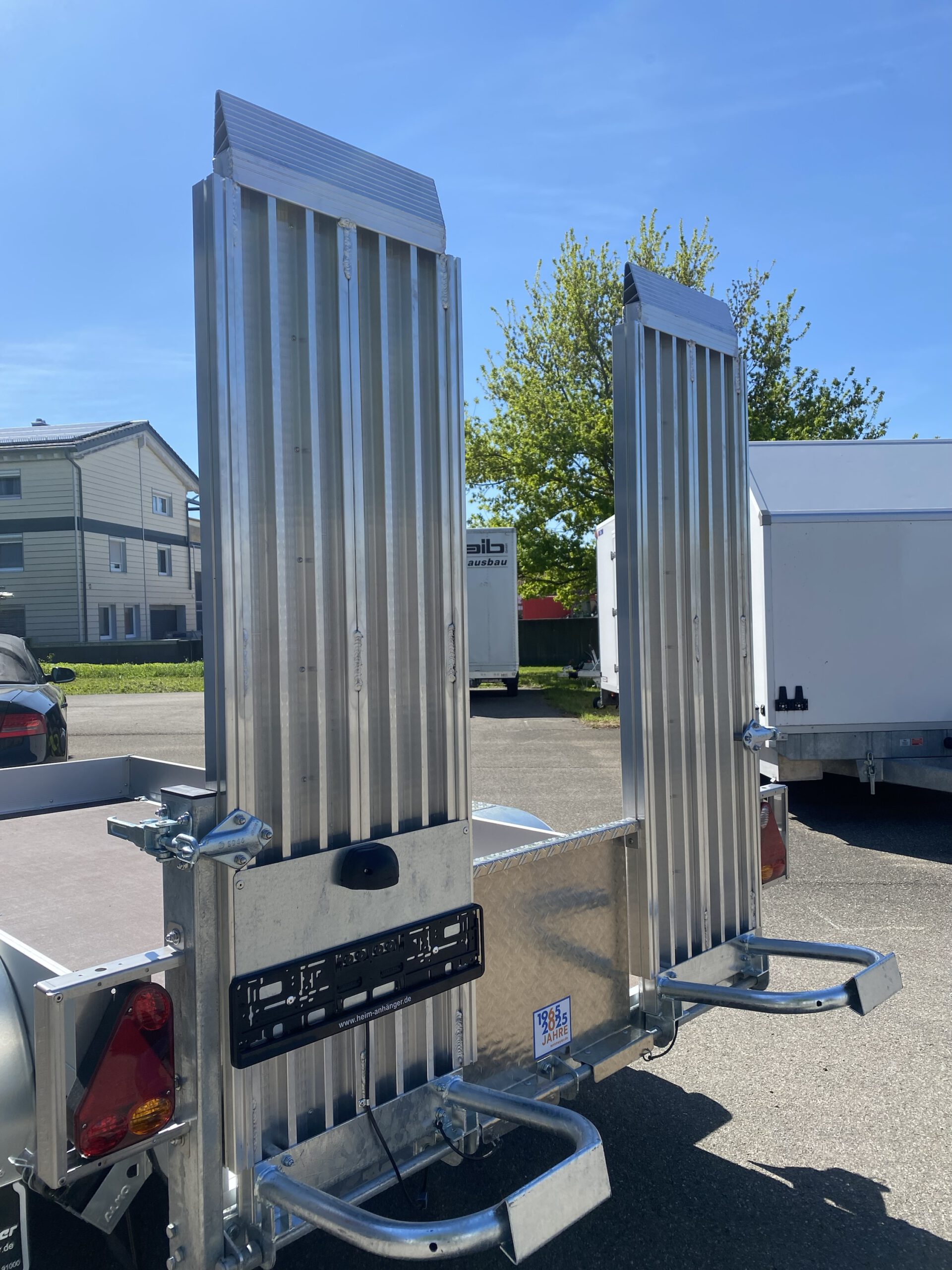 Baumaschinen Anhänger 3.500kg, 350x151cm, gebremst - sofort verfügbar! – Bild 3